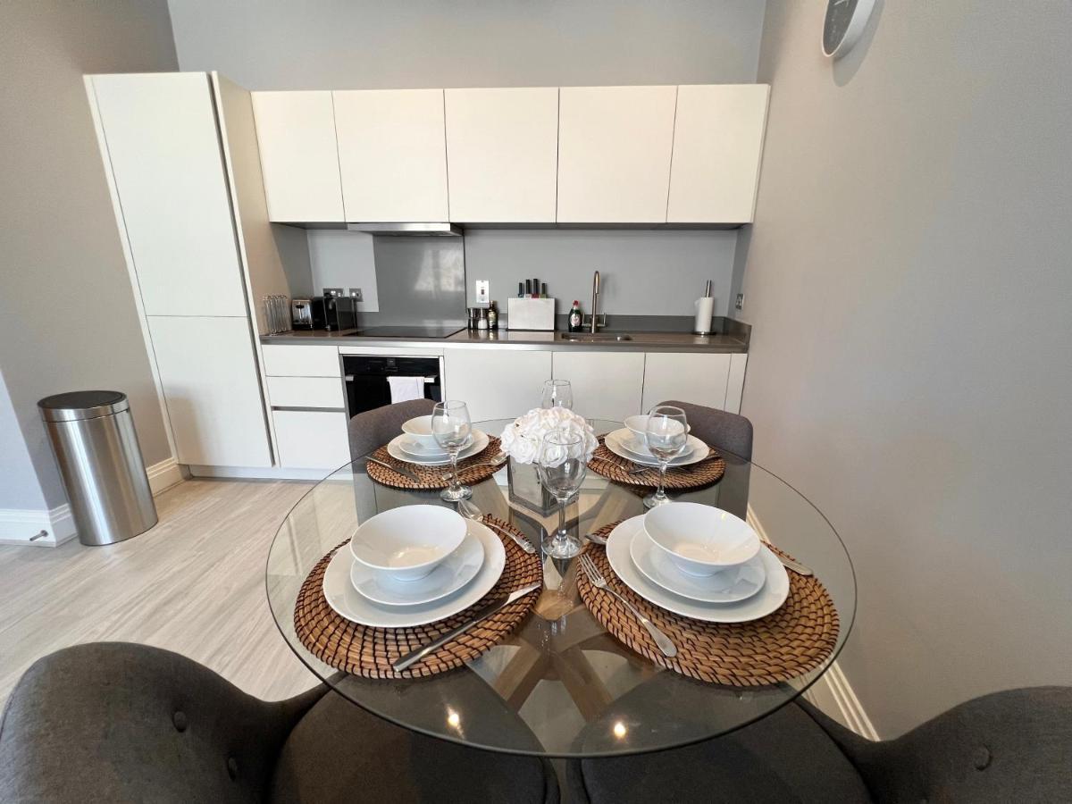 Urban Living'S - Windsor Castle Luxury Apartments ภายนอก รูปภาพ