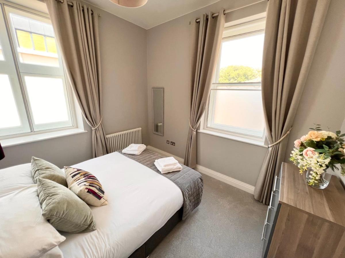 Urban Living'S - Windsor Castle Luxury Apartments ภายนอก รูปภาพ