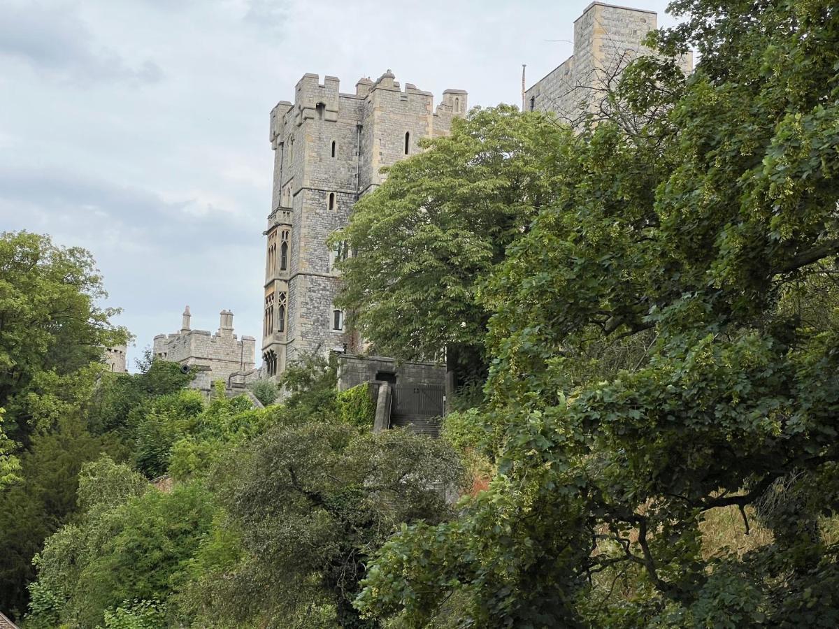 Urban Living'S - Windsor Castle Luxury Apartments ภายนอก รูปภาพ