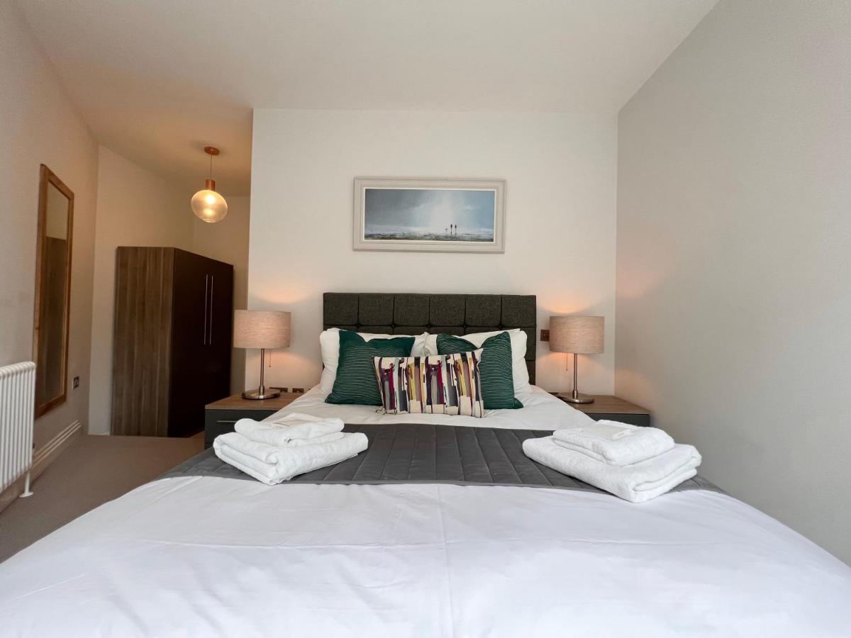 Urban Living'S - Windsor Castle Luxury Apartments ภายนอก รูปภาพ
