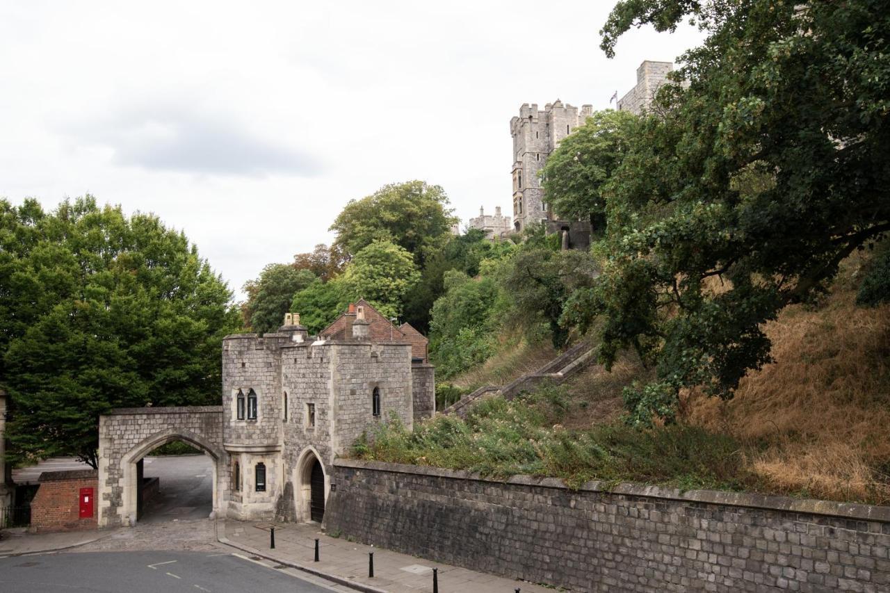 Urban Living'S - Windsor Castle Luxury Apartments ภายนอก รูปภาพ
