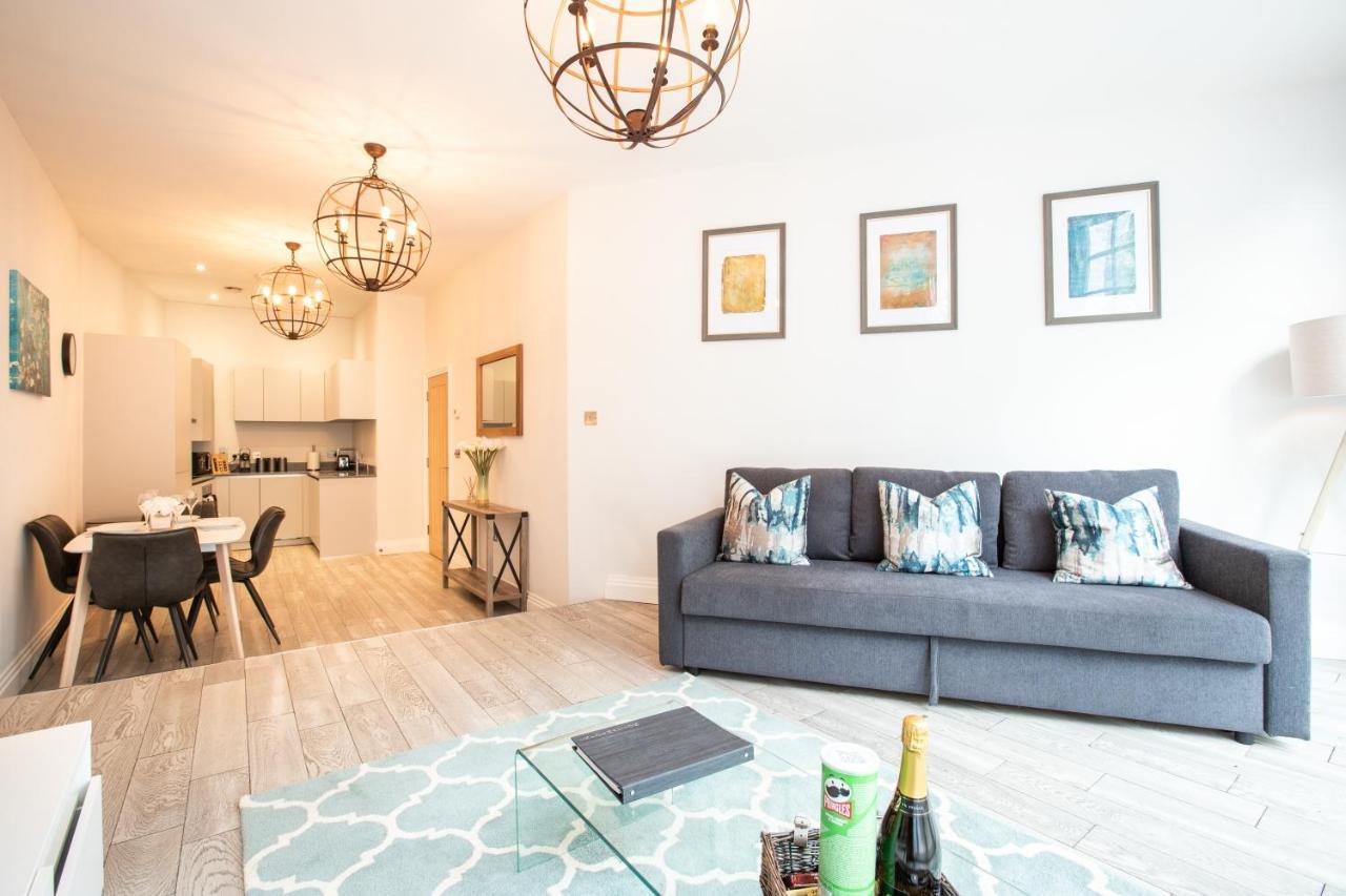 Urban Living'S - Windsor Castle Luxury Apartments ภายนอก รูปภาพ