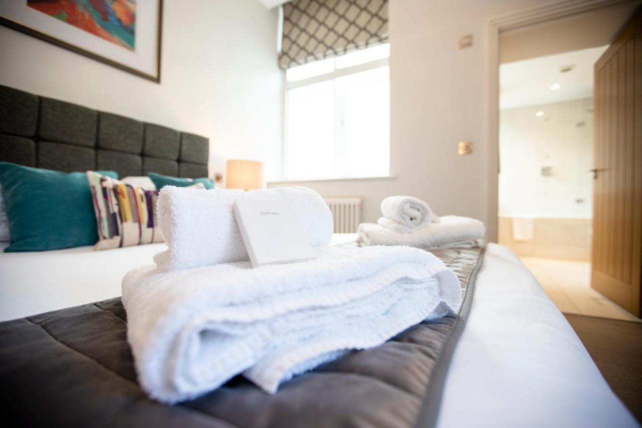 Urban Living'S - Windsor Castle Luxury Apartments ภายนอก รูปภาพ