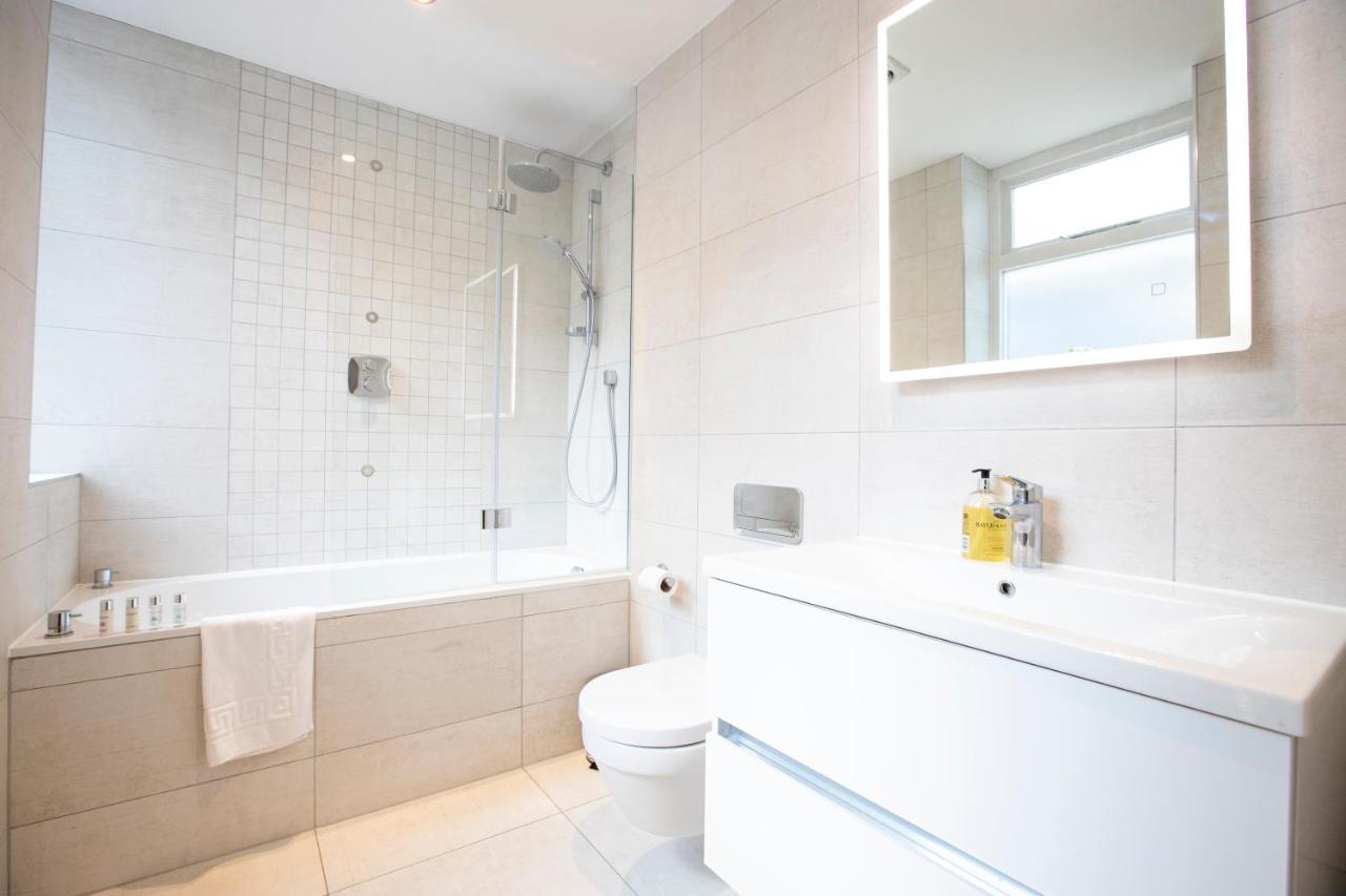 Urban Living'S - Windsor Castle Luxury Apartments ภายนอก รูปภาพ
