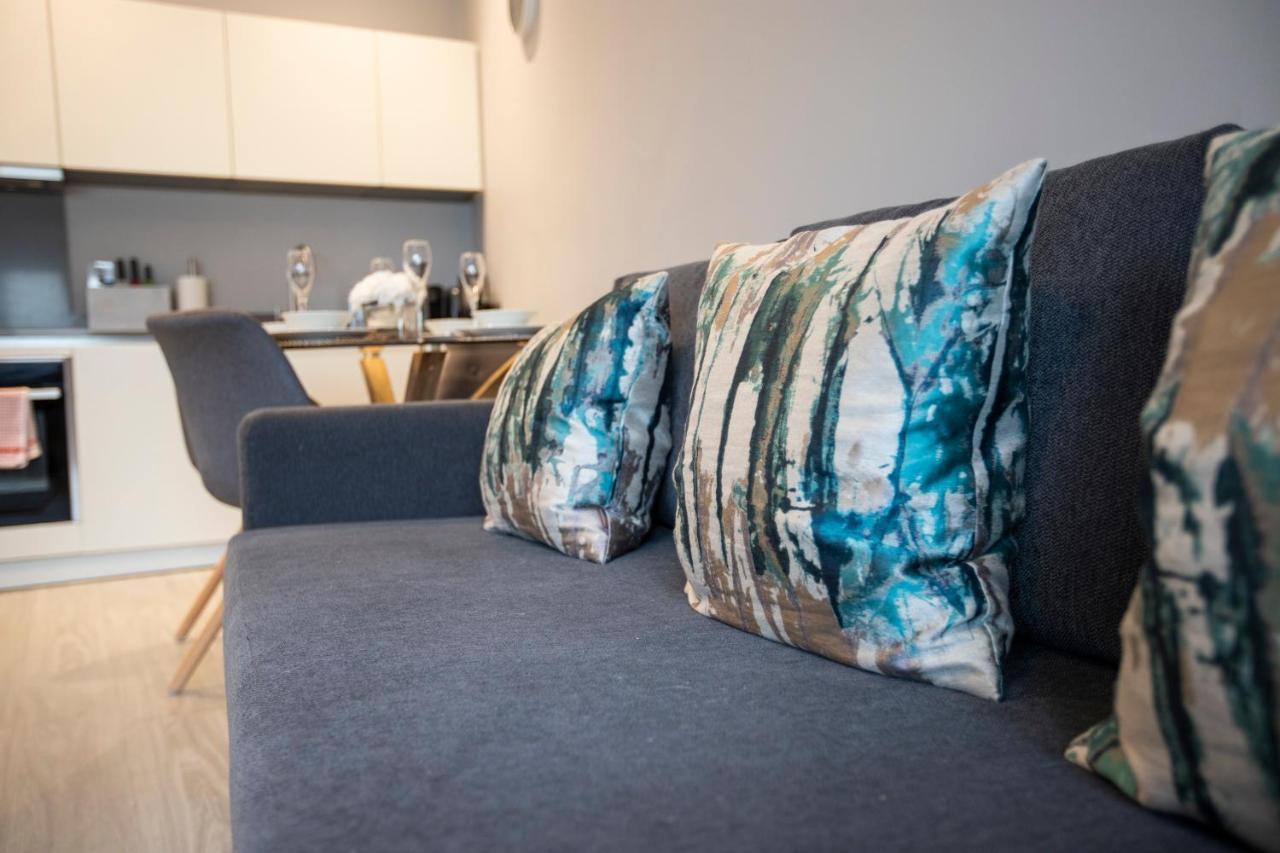 Urban Living'S - Windsor Castle Luxury Apartments ภายนอก รูปภาพ