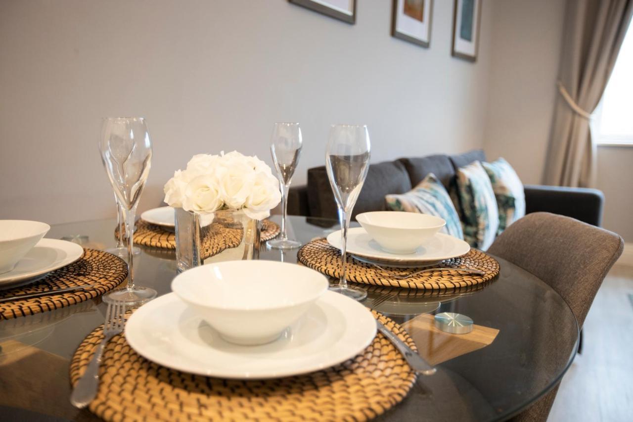 Urban Living'S - Windsor Castle Luxury Apartments ภายนอก รูปภาพ