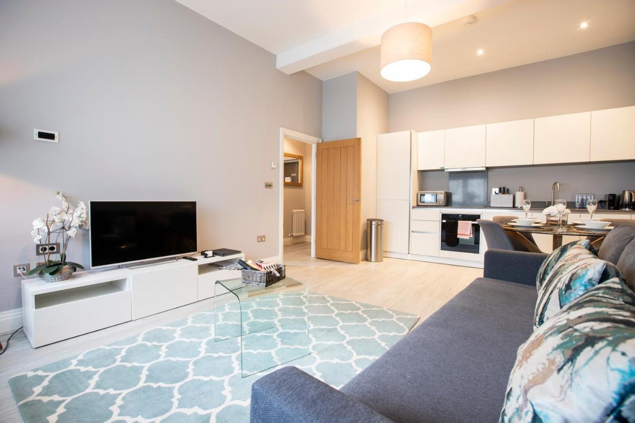 Urban Living'S - Windsor Castle Luxury Apartments ภายนอก รูปภาพ