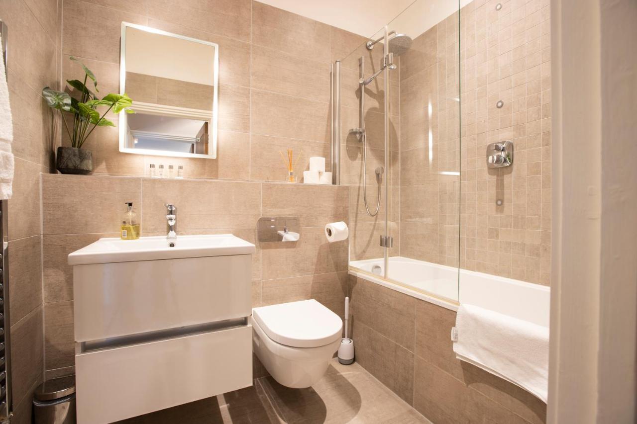 Urban Living'S - Windsor Castle Luxury Apartments ภายนอก รูปภาพ